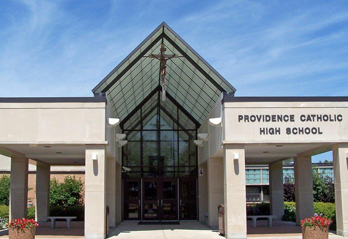 Providence Catholic High School – IL – Privado